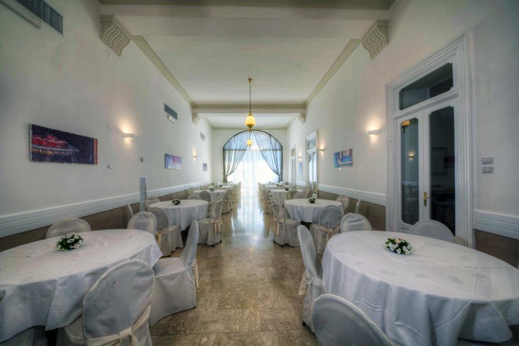 Hotel Vittoria Pompei Dış mekan fotoğraf
